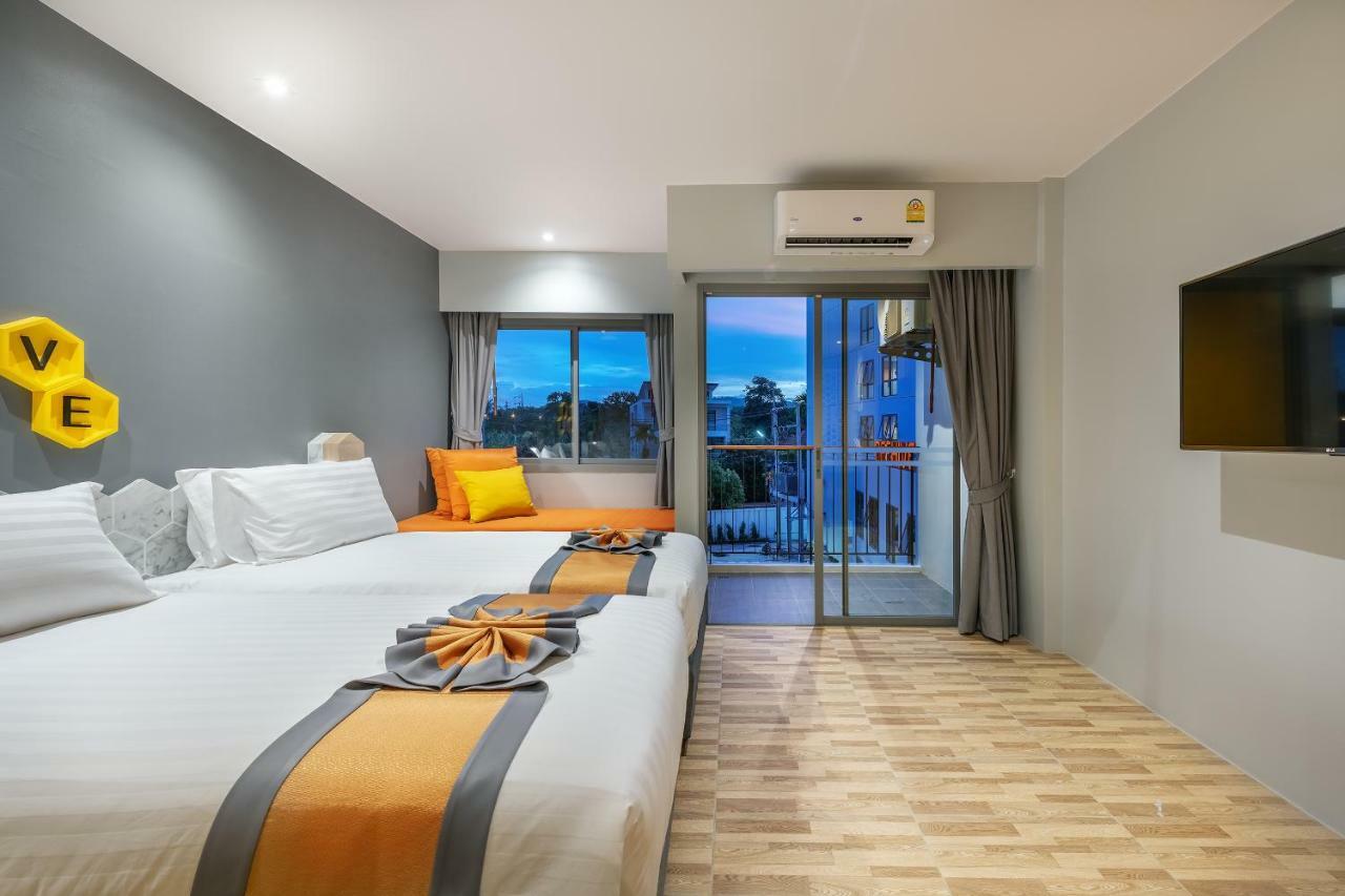 Beehive Boutique Hotel Пхукет Екстер'єр фото